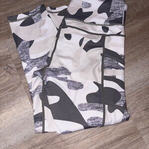 Lululemon Athletica Camouflage Leggings - Black and Gray